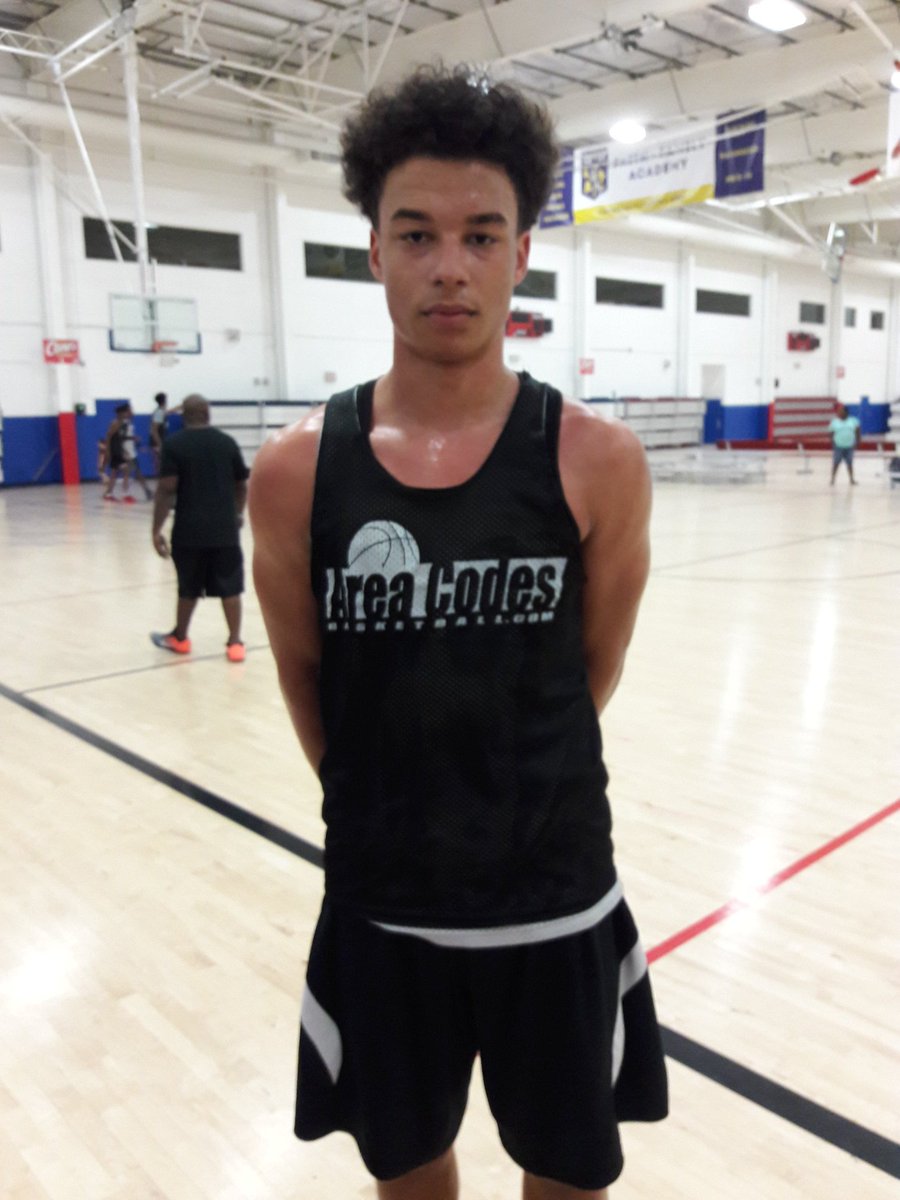 areacodes's tweet photo. @NWA_2017 has done a good job with there players, s/o the coaching staff @coachroysd @MagicOklahoma Jerome Sherman, they grind for the players, building the brand the right way https://t.co/TWEGx0vjie