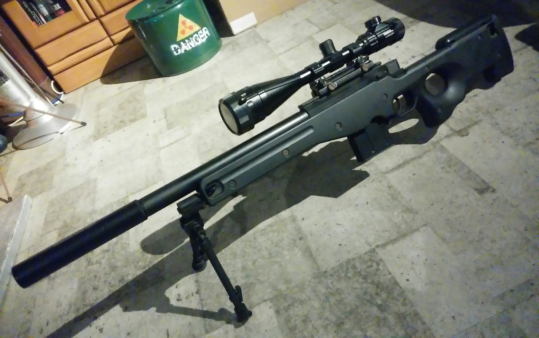 マルイチマルイチ　専用 東京マルイ l96 サプレッサー付き L96 エアガン サイレンサー