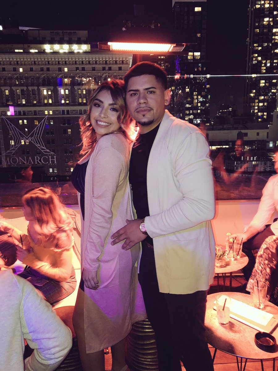 PrettyinPinkx_'s tweet image. #WeGoTogetherLike Lime and salt.