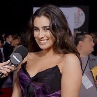 dieforIauren's tweet photo. she owns my wholeass soul. https://t.co/GZ6B0RFus2
