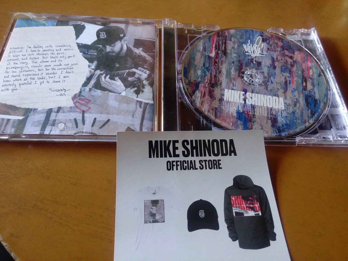 almalovescatss's tweet photo. #PostTraumaticInMexico #MikeShinodaInMexico #MikeShinoda @LinkinParkMX @HybridSoldiers @mikeshinoda @ArenaCdMexico https://t.co/83hKECxY6L