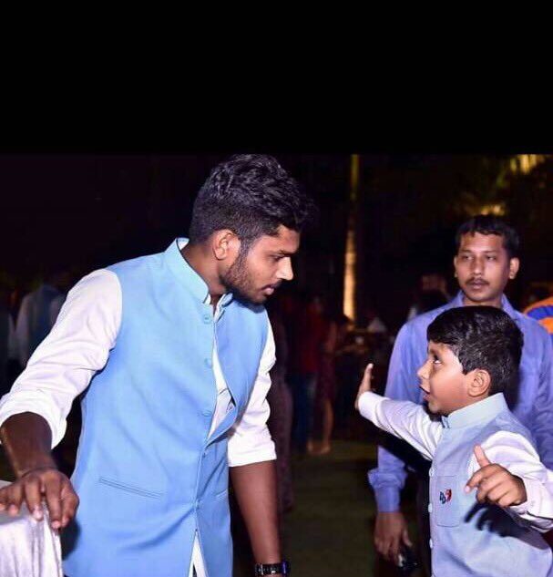 IamSanjuSamson's tweet photo. #fieldinglessons from a master ! https://t.co/qgSLktQiAJ
