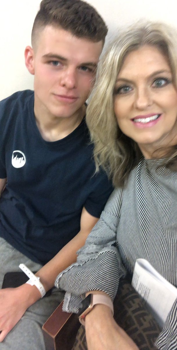 KalebShorey's tweet image. 3 dislocated shoulders later and I am here. Had surgery on my left shoulder today 🙏🏼 thanks for all the prayers and love. #PreSurgery 10.9.2018