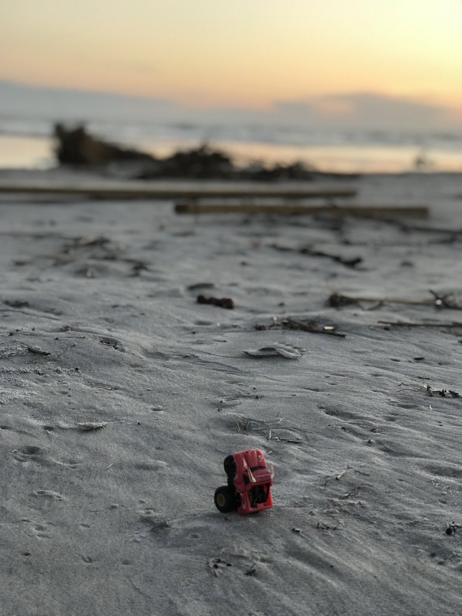 Treasures lost in the storm...
#hurricaneflorence2018