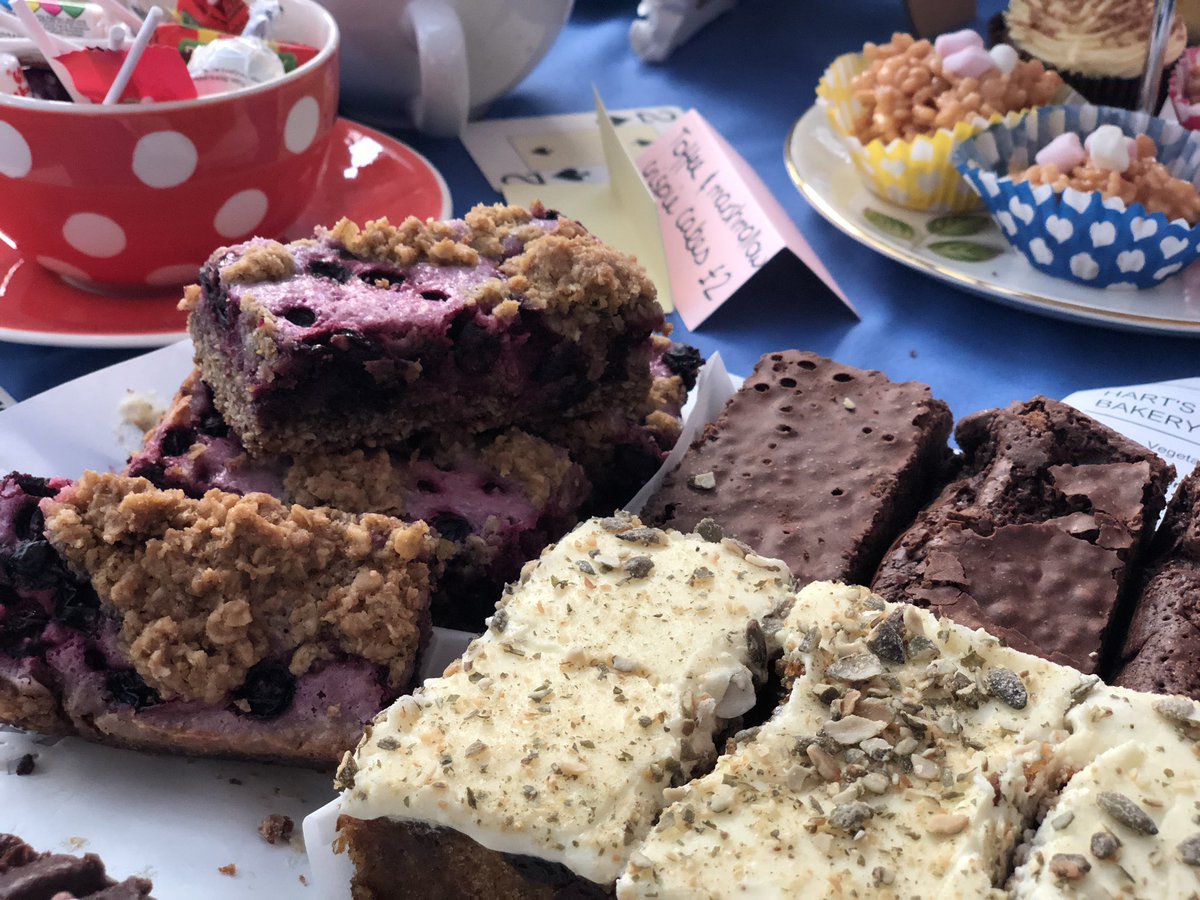 We’re hosting a very merry tea party on Platform 3 in aid of <a href="/MindCharity/">Mind</a> for #WorldMentalHealthDay 🍰❤️ <a href="/HartsBakery/">Hart's Bakery</a> have kindly donated some treats too! There’s also free tea and coffee with all cake! ☕️
