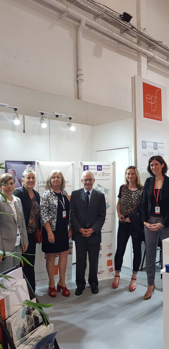 EPF_Occitanie's tweet photo. La visite des partenaires se poursuit sur le stand du #réseaunational des #EPFdÉTAT
 #ush2018 @ush2018 #epfpaca #epfidf #epfnouvelleaquitaine https://t.co/LCebKunKpt
