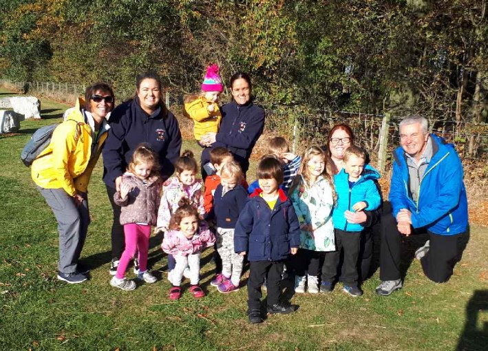 N_landCouncil's tweet photo. The sun is shining on everyone attending the @TMNorthumberlnd ‘BEING ACTIVE MATTERS’ walk at @Nlandia in support of #WorldMentalHealthDay today!

#WMHD18 #BeingActiveMatters #HelloYellow @MHM_Info @ActiveNland https://t.co/fx1y05Z52q