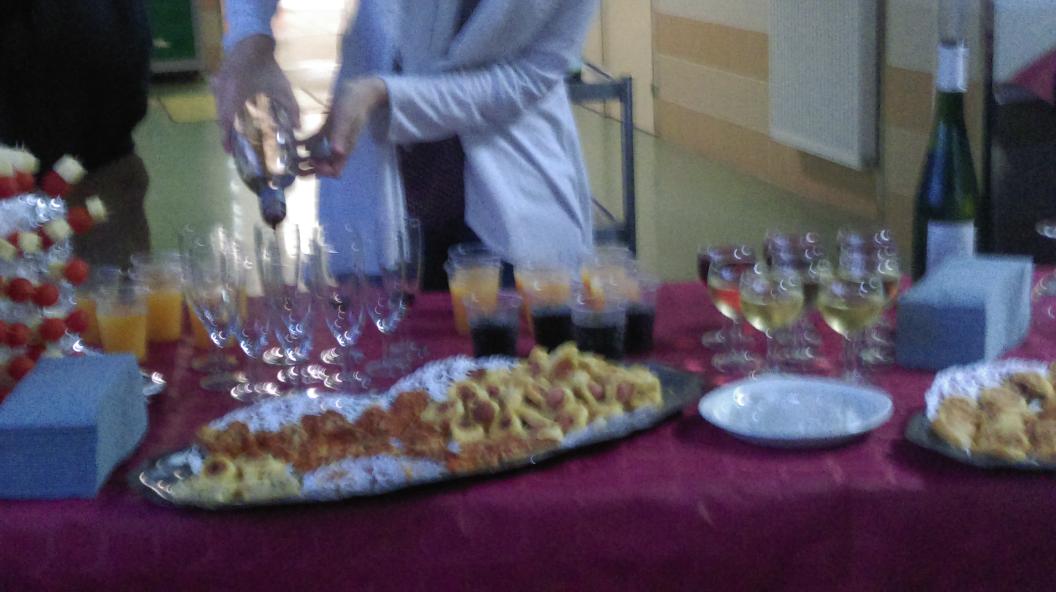 ClgGremillon's tweet photo. Monstrophobie:remise des livres édités aux élèves #ecole#collège #PEAC@dasen50 @Cardie_Caen @ @MancheCD50@daac_caen https://t.co/QHMBtrfEAh