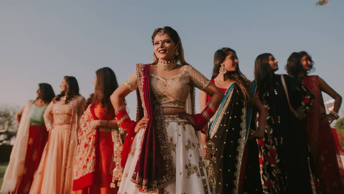 WeddingTimesTOI's tweet photo. A low angle shot of the bride and her squad makes for an empowering picture! 
Photo courtesy: #RoyalAffairWeddings 
#bride #bridalportrait #bridesmaids #bridalsquad #weddingphotography #photography101 #bff #wedding #instawedding #igwedding #instabride #igbride #igers https://t.co/cacjzKNUEi