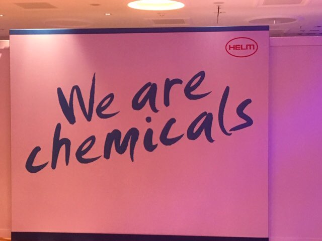 Sannedemey's tweet photo. @northseaport discovering @EPCAnetwork. Thousands of people all over Vienna. Walking from one meeting to another! #sunishining All about #chemicals! https://t.co/wyi6WGmpBj