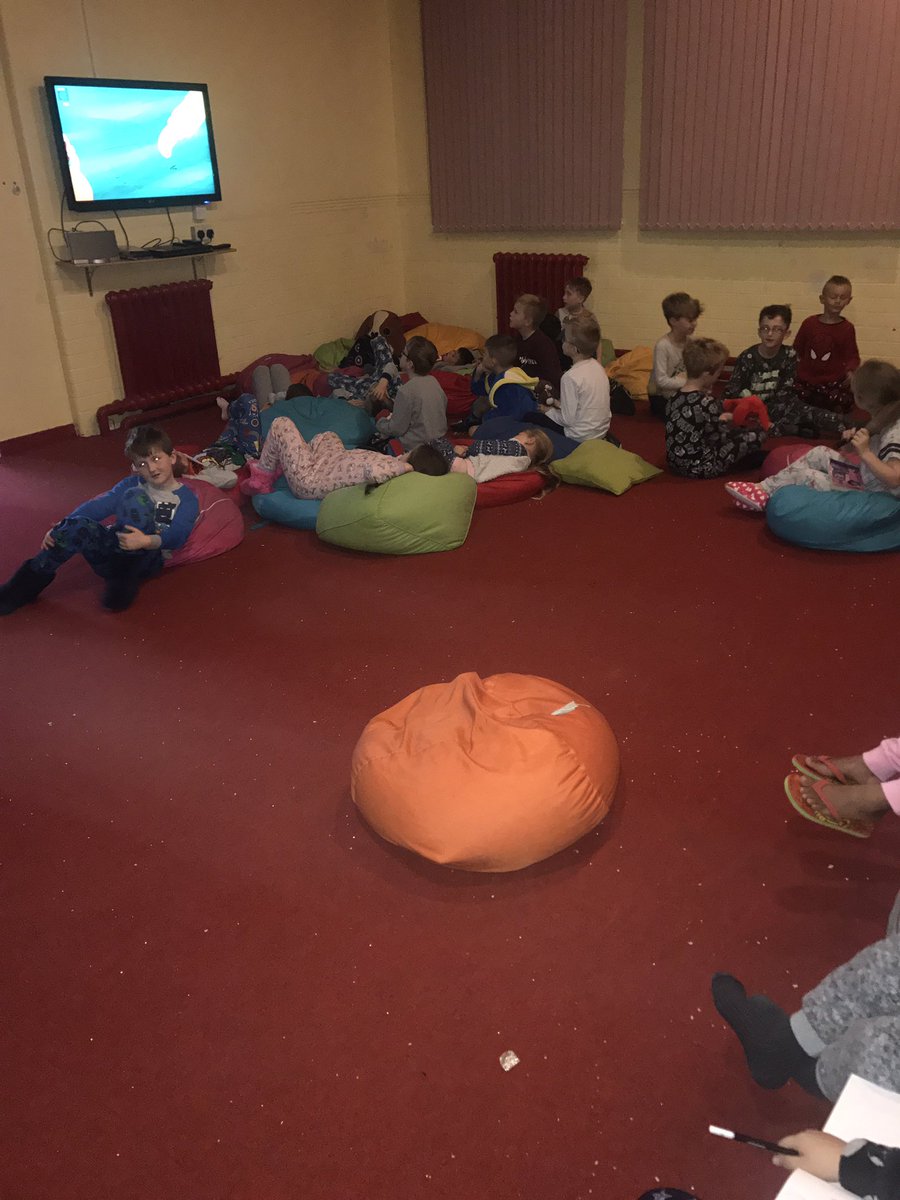 OurLadyStEdwY3's tweet photo. Good morning from just about all of us at Tatenhall 💤💤 https://t.co/j6s3Ln4H3r