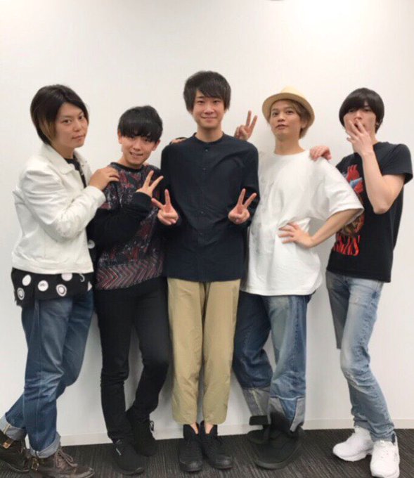 ほんとに偶然 あんスタ Knights声優5人が 偶然 揃ったという写真を投稿 そんなはずknights ニコニコニュース
