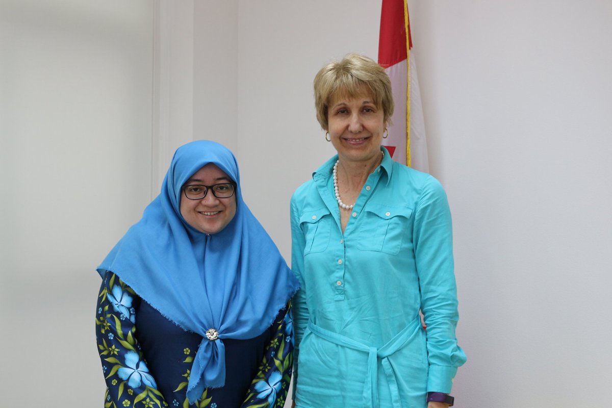 We’ll get you started -
Meet YB Khairunnisa Ash’ari. She is an inspiring youth &amp; environment advocate, the youngest member of #LegCo &amp; 🇧🇳️’s first #FemParl candidate in Asia-Pacific!

YB continues to inspire us with her passion for community work – talk about #GirlPower, eh? 🙌