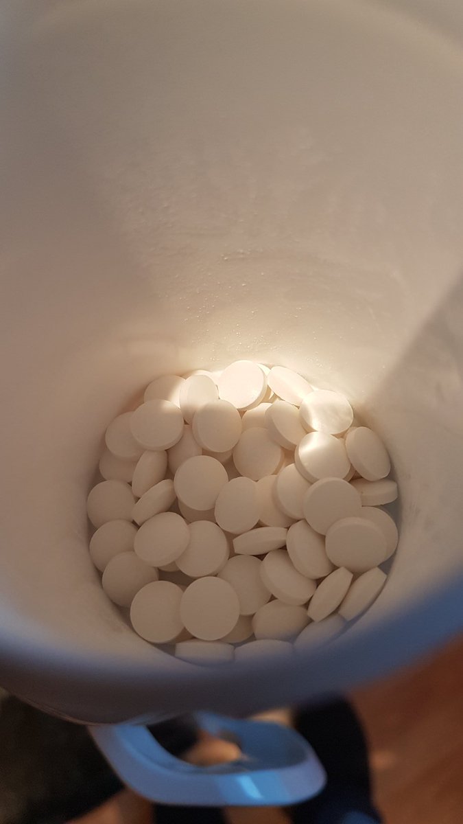 lonewolf153's tweet photo. #Valupak plastic pot of vitamin D3 tablets.  I swear this is exactly as opened...
The tablets could have gone one a box one tenth off the size!
You want to get rid of plastic waste? Clamp down on these companies!
Never again.  I'll pay the extra money for the Boots boxes! https://t.co/IK0KvrsjEY