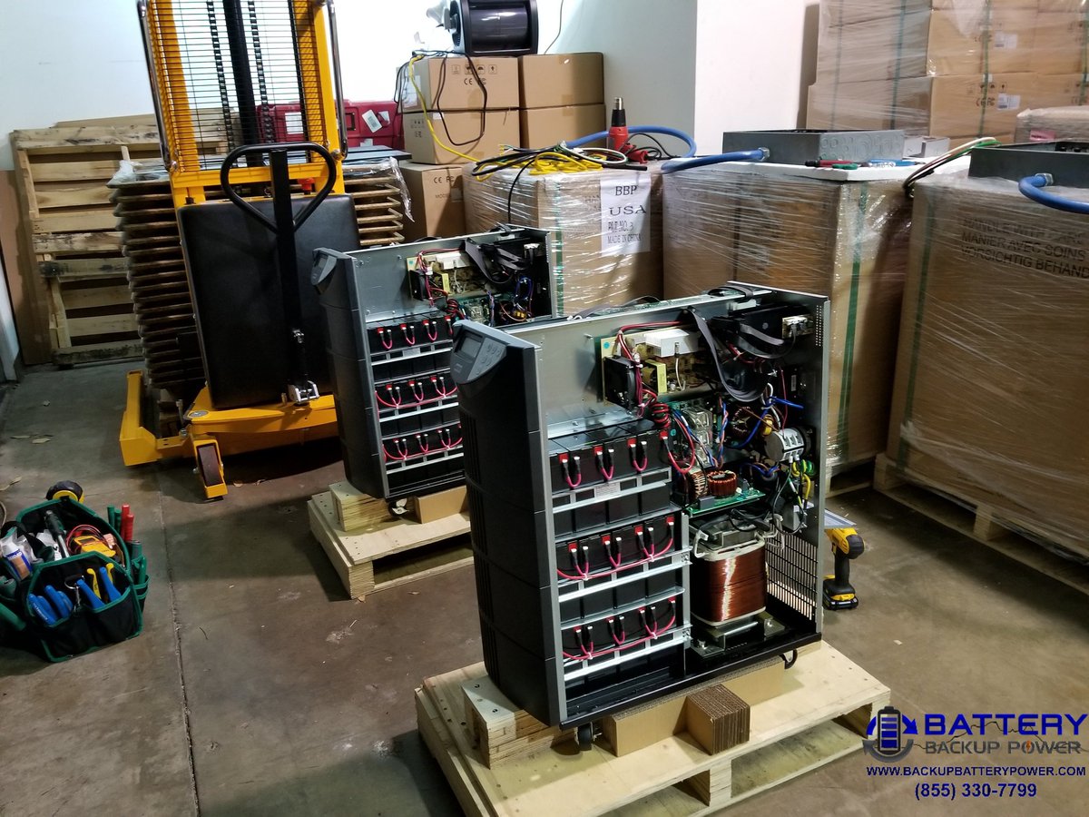 BackupBattery's tweet photo. Pre-Wiring, Pre-Charging, And Quality Control Testing 2x Dual 120/240 Voltage 6KVA / 5,400 Watt Battery Backup Power UPS Systems Making Them Plug And Play For A Government Agency. #upssystems #plugandplay #electrician #ups #6kva #smallbusiness #batterybackup #splitphase https://t.co/mo1bLSF3nF