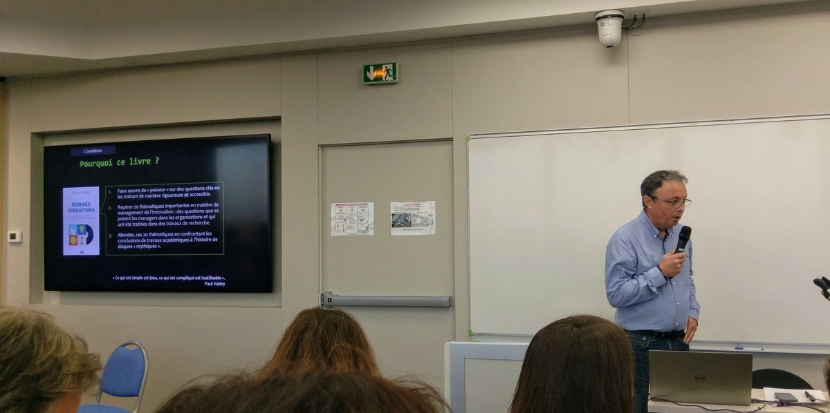 Nikopitch's tweet image. Conférence réjouissante d'@AL7115 au @cercle_innov sur son livre #bonnesvibrations. @MNMTouch et #innovationmanageriale