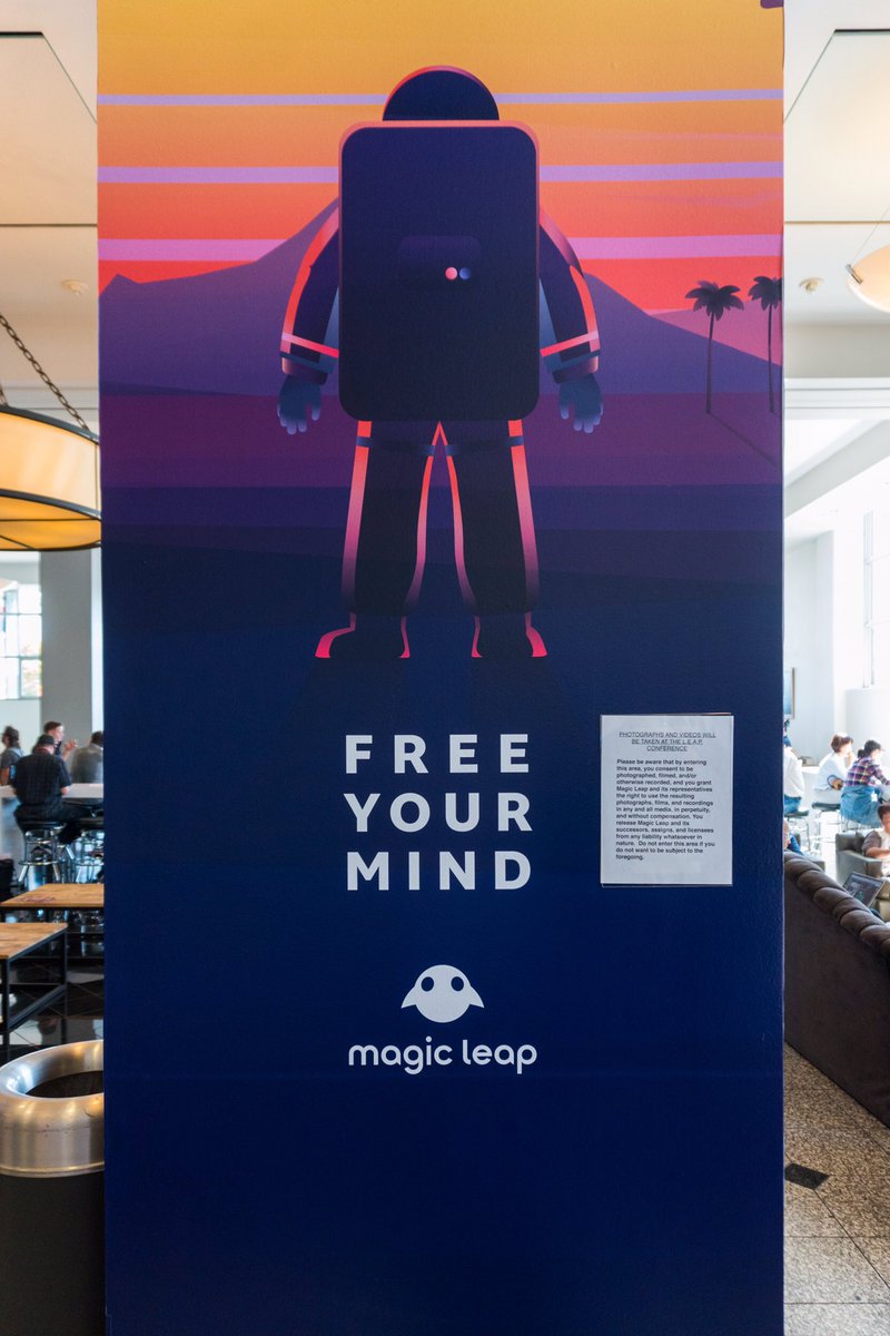 RobertLuxTweets's tweet image. A truly inspiring day meeting some really curious, passionate, and visionary people. A few photos from #LeapCon day 1. Props @magicleap