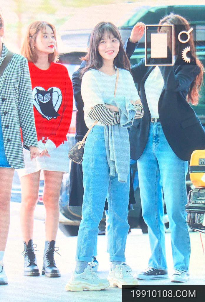 SHINJIMIN_COM's tweet photo. 181010 AOA 지민 출국 프리뷰

#AOA #지민 #신지민 @Official_AOA https://t.co/Jv9BT1Twim