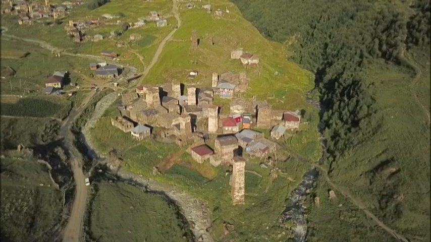 世界遺産 در توییتر ジョージア アッパースヴァネティ のチャジャシ村 上空から見ると 村を挟むように川が流れているのが分かります この川は 堀の役割を果たしているのです 世界遺産 در توییتر ジョージア アッパースヴァネティ のチャジャシ村 上空から見ると 村を挟むように川が流れているのが分かります この川は 堀の役割を果たしているのです