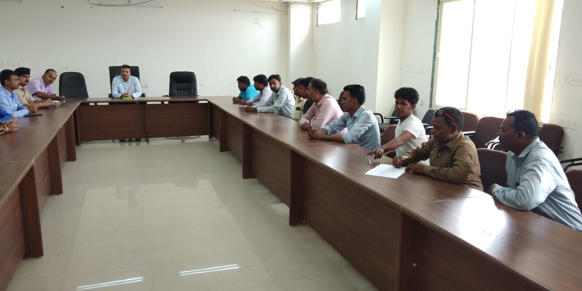 confidence building meeting with the people of  north indian states working in Mundra area.