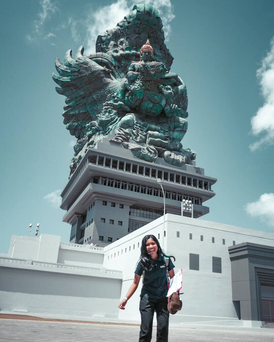 sukabali_'s tweet photo. So happy in bali? 😆
#Repost @im.akj at GWK Cultural Park
.
@suka_baliid https://t.co/5rg0mV9dWJ