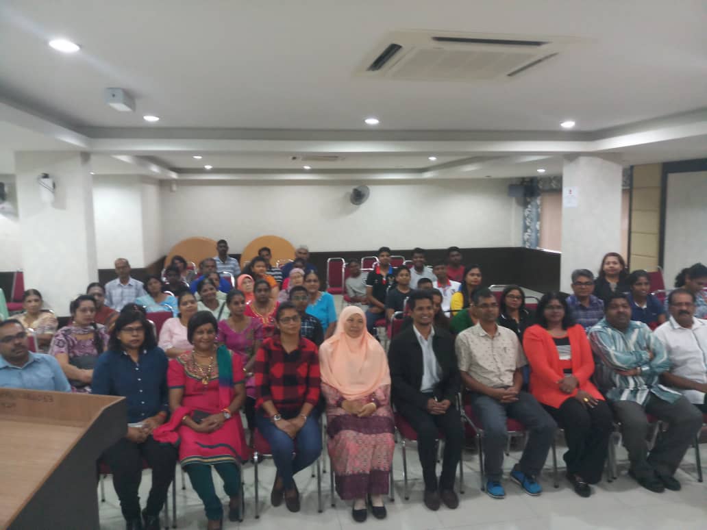 Sujashan1's tweet photo. Menghadiri Program Keibubapaan dan Emosi Anak #Giri #TRAMASIF https://t.co/2ejN6w7HX7