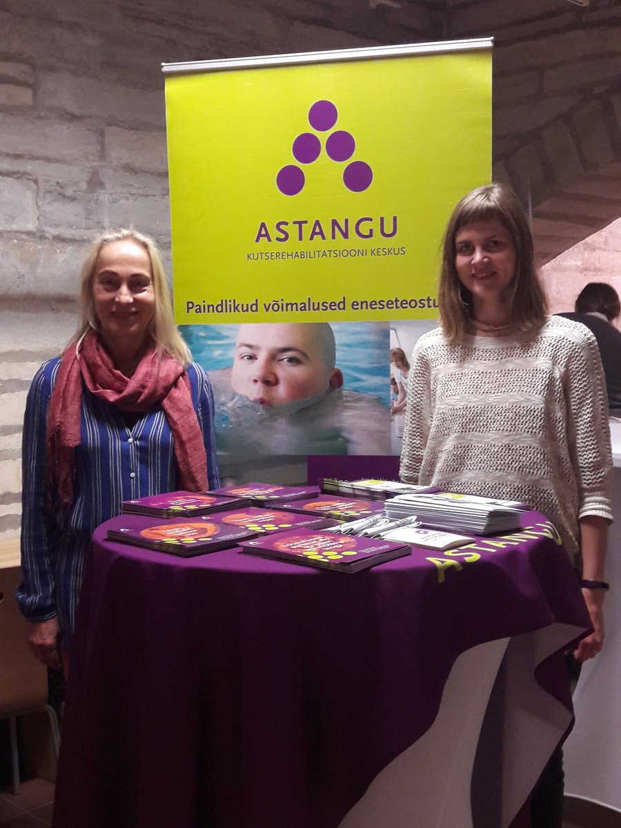 astanguinimesed's tweet photo. Meie psühholoog Evelin Preesi ja muusikaterapeut Eve Lukk'i tööpäev algas täna @Rahvusraamatukogus, et anda noortele nõu ja soovitusi vaimse tervise teemal. https://t.co/D6XcAo5kCt
#VaimseTervisePäev #VATEK #TUNDEDÜLEPEA #TULEDTOIME #MINAKA https://t.co/pdfOCoPDCs