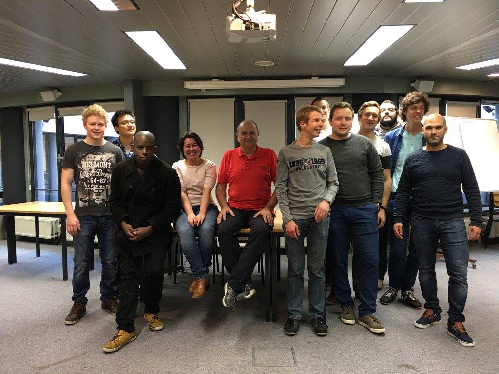 odiseehogesch's tweet image. Vandaag schiet onze jaarlijkse hackathon #informatica #toegepasteinformatica uit de startblokken. Internationale studententeams zoeken een manier om digitale stembussen te verbeteren. #odisee #campusbrussel #trustyourskills