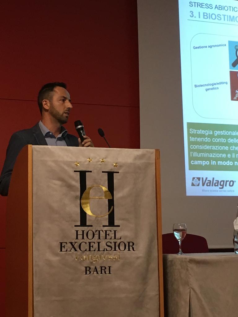 giovannipov's tweet image. Un piacere aver contribuito al corso
organizzato -con dedizione e professionalità- dal team ARPTRA. Speech su
#stressabiotici e #biostimolanti #omics --&amp;gt; approcci sostenibili e nuove
tecnologie a supporto del consulente di campo @ValagroGroup