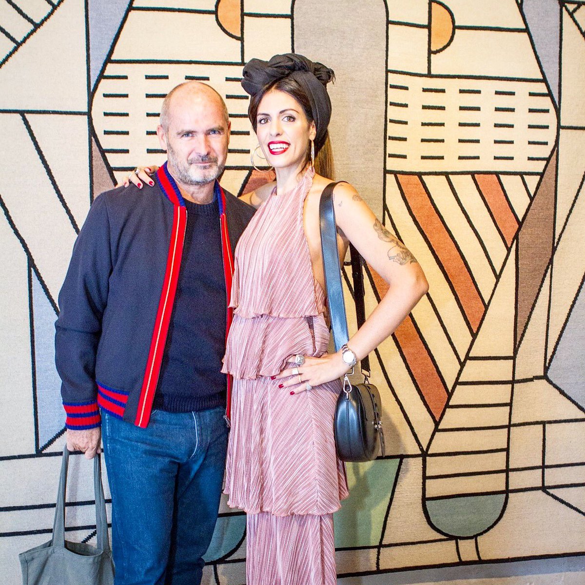 masgilles's tweet photo. ❤️ #NightOutWithTheGirl #Elemania #Milano #ElenaAddicted #Drawings #Arts #Design #ItalyCreativity @elenasalmistraro #ElenaSalmistraro #DesignNewWorld #SoloShow @cc_tapis #CCtapis #Milan #DesignOnTheRoad #BreraDesignDays @breradesigndistrict @wallpapermag @store_wallpaper https://t.co/UIOfvacaeR