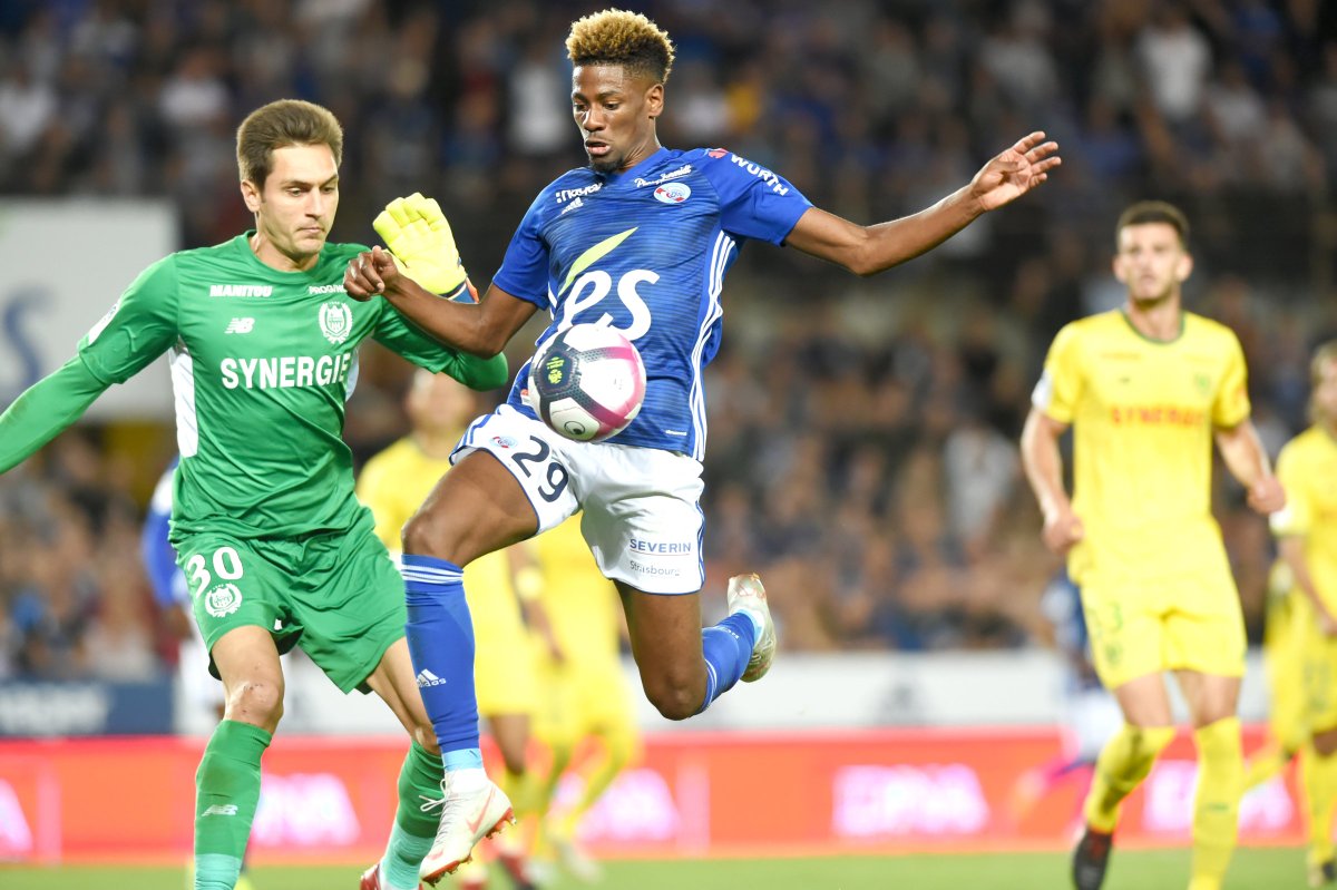 Racing Club de Strasbourg, sa notoriété arrive-t-elle jusqu’en Alsace du Nord ? maxi-flash.com/racing-club-de… … via <a href="/maxi_flash67/">Maxi Flash</a> <a href="/RCSA/">Racing Club de Strasbourg Alsace</a> #foot #GénérationRacing