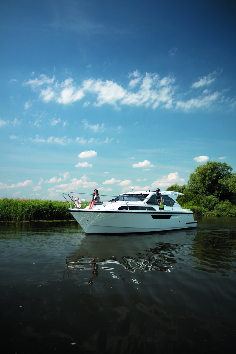 Compare our fleet of vessels on our boat comparison webpage, where we've listed each boat by number of berths, budget or even length!

We'd love to help you find the perfect Broom boat for your holiday on the Norfolk Broads.

broomboatingholidays.com/broom-boat-com… 

#NorfolkBroads