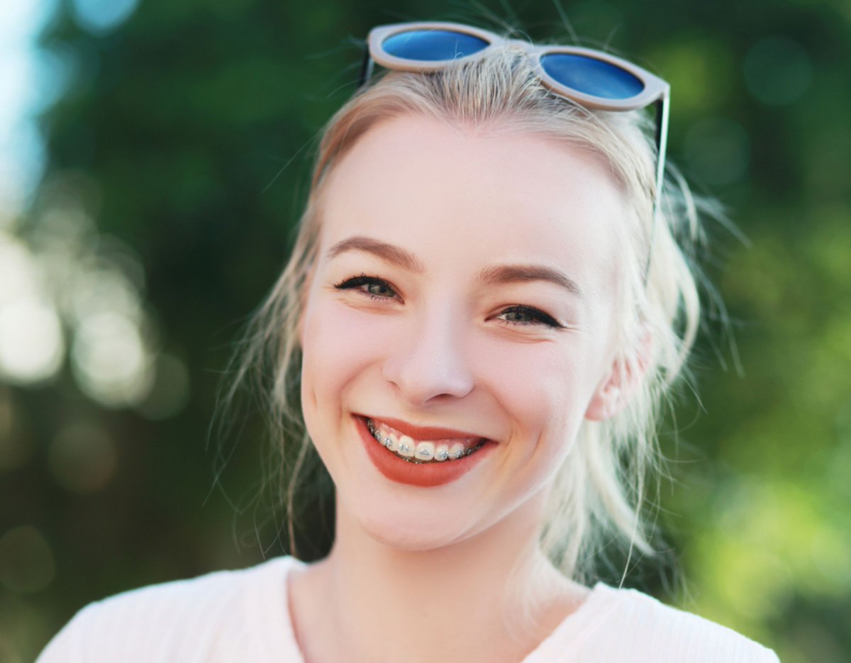 OrthoCenters's tweet photo. If you look at someone’s face before &amp; after braces, they still look like themselves but the goal is to bring out the best in their smile &amp; features. Visit https://t.co/SB8hVaX6tO for underbites, overbites, open bites, how they change during #orthodontic treatment and more. https://t.co/Ug7dCM2FyV