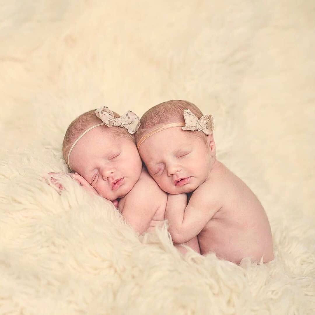 themultiplebir1's tweet photo. He giveth his beloved sleep. May God settle you @evergetwins #multiplebirth #twins #fertility #fatherhood #joy #favour #blessings #family https://t.co/tie4RSSrTb