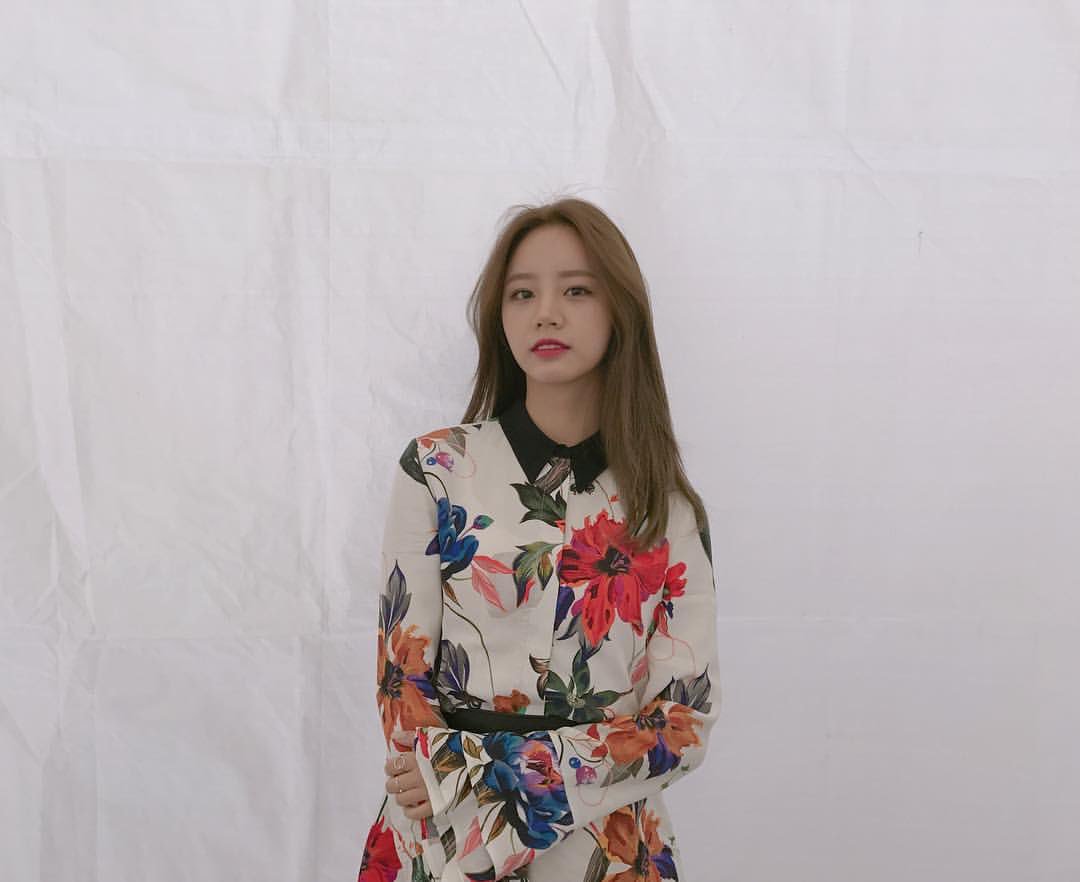 gsdbrazil's tweet photo. [IG] Atualização da #Hyeri no Instagram.

"#Bullsone #CrystalCoat💎 "

https://t.co/OSqdJOIGJo