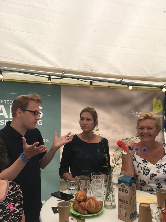 Dear <a href="/EvaKjerHansen/">Eva Kjer Hansen</a>, in June at #fmdk we discussed #Baltic #TACs at length &amp; you asked us for help with this difficult issue. Here it is - follow scientific advice and CFP obligations, 2020 is coming fast! Our full recommendation here: bit.ly/2RdRGMO