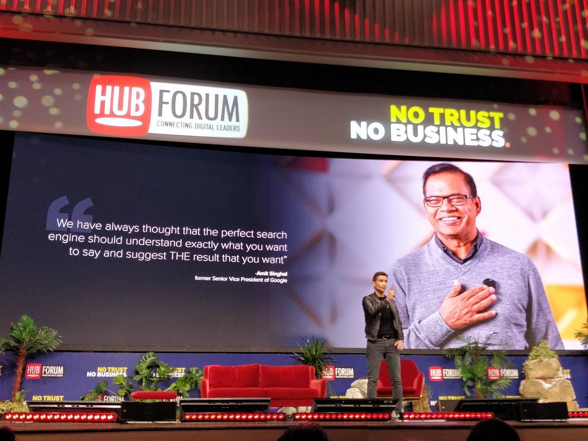 La prochaine disruption sera celle de la conversation grâce aux assistants vocaux guidés par l’intelligence artificielle. Algorithmes intelligents + la data vont transformer les moteurs de recherche en moteurs de réponse.  #HUBFORUM #CentraleDigitale