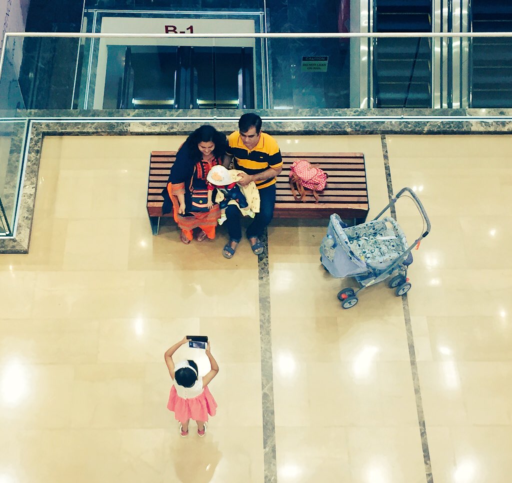 Chetan_desi's tweet photo. Elder sister clicking the family. You know you are at @pavillionpune when people are happier and living the experience. One stop, for not only shopping but also family engagement is @pavillionpune #CaptureThatMoment https://t.co/uI1b6p7J7f