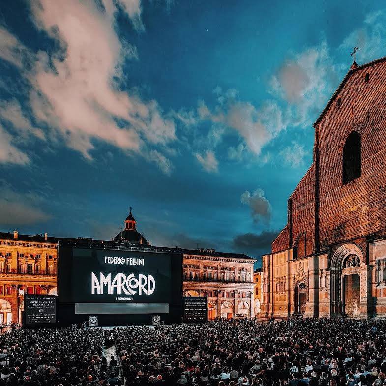 #MyBologna: la città con le foto del "team" <a href="/twiperbole/">Twiperbole</a> su instagram