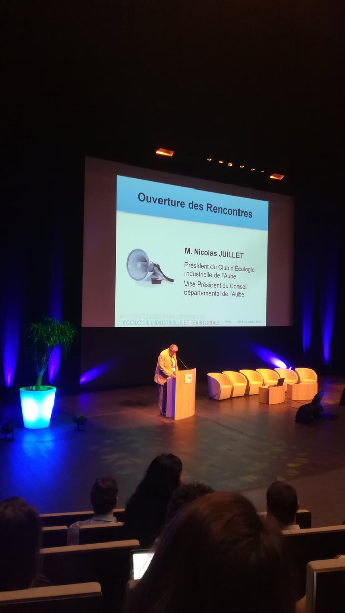 WE_GREEN_UP's tweet photo. En direct des rencontres francophones de !'#Ecologie #Industrielle ! On va faire le plein de bonnes idées et d'expériences de coopérations inter-entreprises  #EconomieCirculaire @RFEIT2018 @CCITroyes https://t.co/TkwWjN1E19