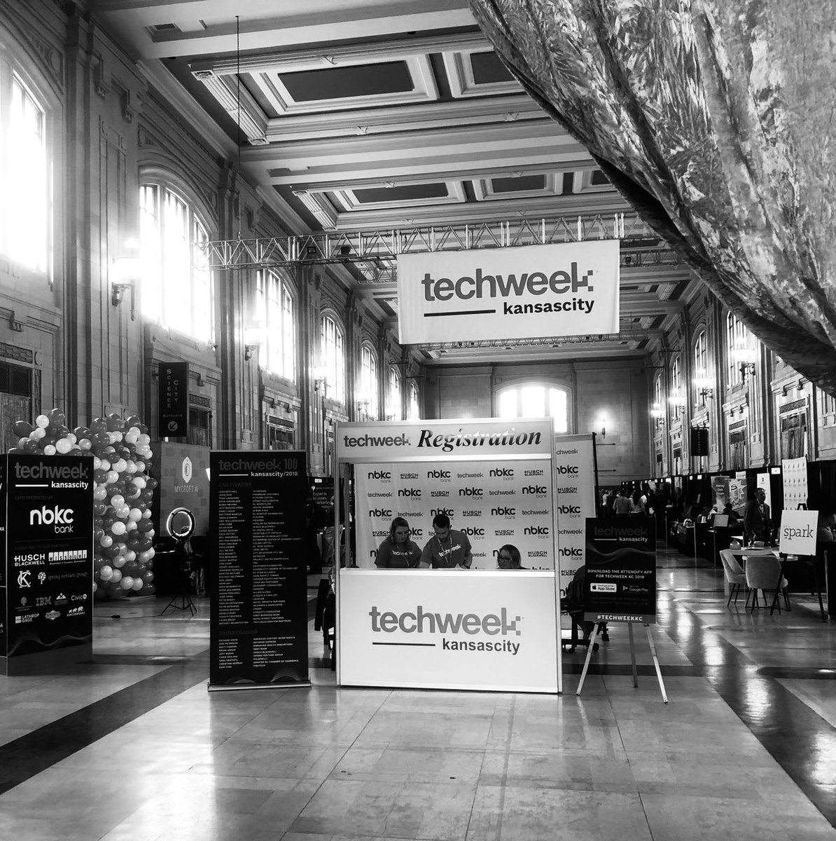 ExhibitAssociat's tweet photo. Day 3 of #Kctechweek A week long tradeshow showing off the best of #KansasCity tech. Centered of course @UnionStationKC https://t.co/H5yQ55KqtN