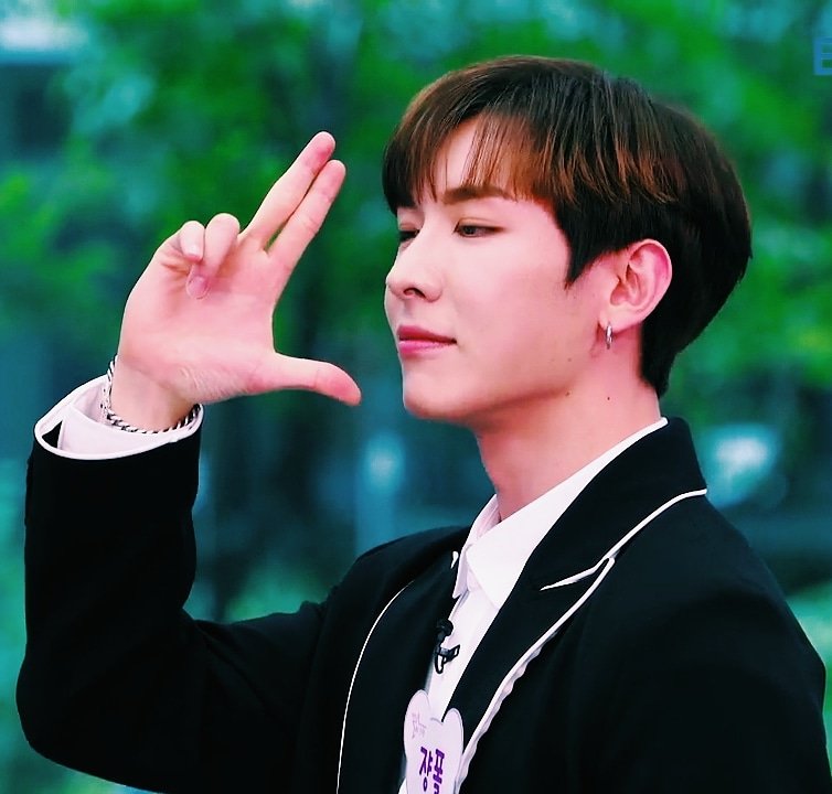 seonghwanmedia's tweet photo. @BLANC7_JeanPaul ▪ #블랑세븐 #BLANC7 #JEANPAUL #TAKEOFF https://t.co/1fPw25qVUR