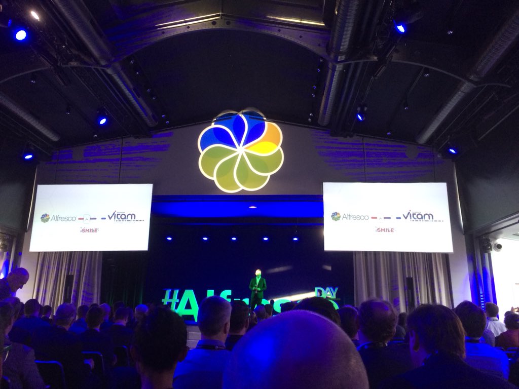 oli_bernard's tweet photo. A little taste of our #Alfresco #vitam connector :-) thanks @fdewasmes and its team for the video !!! https://t.co/lUeC04jd05