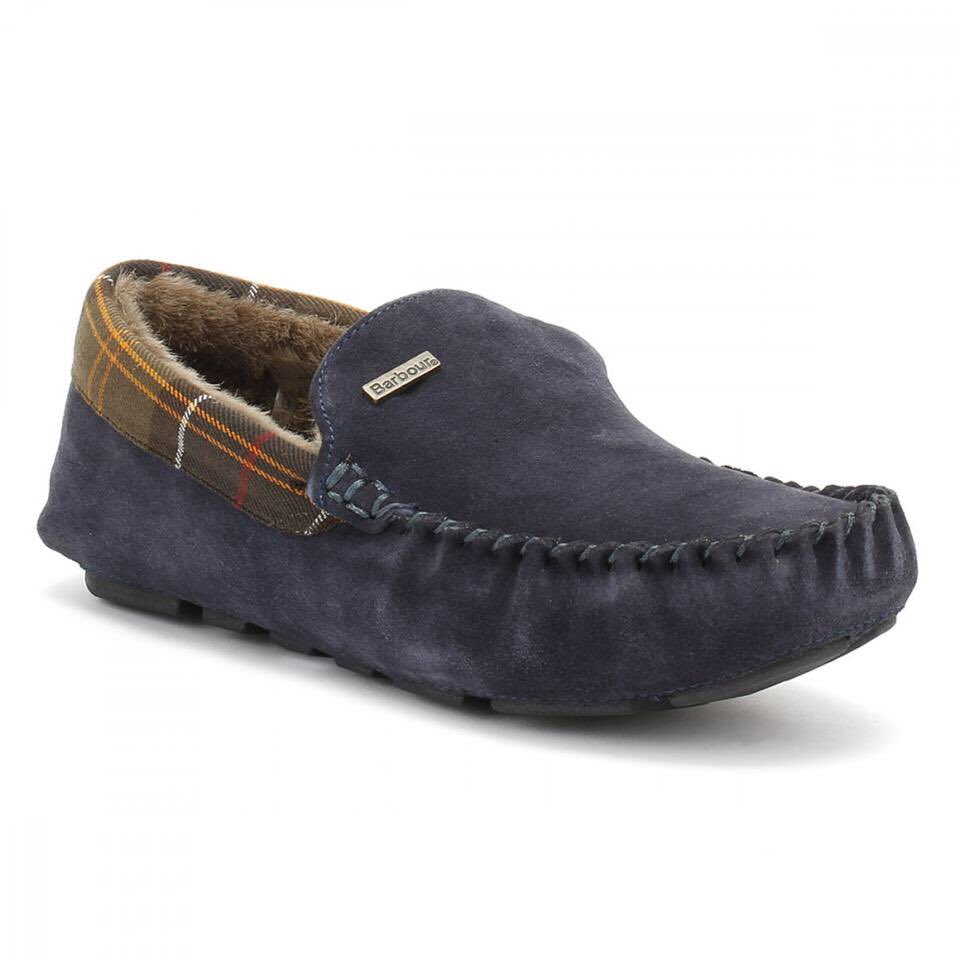 LoveAListUK's tweet photo. These Barbour slippers with a moccasin shape and classic tartan trim collar are stylish and comfortable.

https://t.co/TAVbuPn56w

#Barbour #BarbourSlippers #Moccasin #WarmSlippers #NavySlippers #ShopLocal #MyHighStreet #DYHS #RT https://t.co/q76vcdRJum