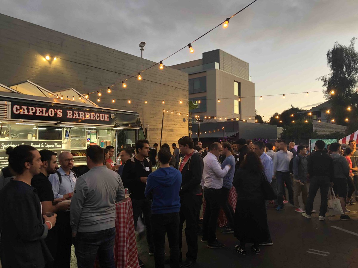 New office &amp; new horizons. Click to get a valuable insight on 7 important points about investment presentations on our weekly blog!🦄 bit.ly/2CB4Qzx #3SLP #startupbootcamp @Starcampsv  #StartersHub