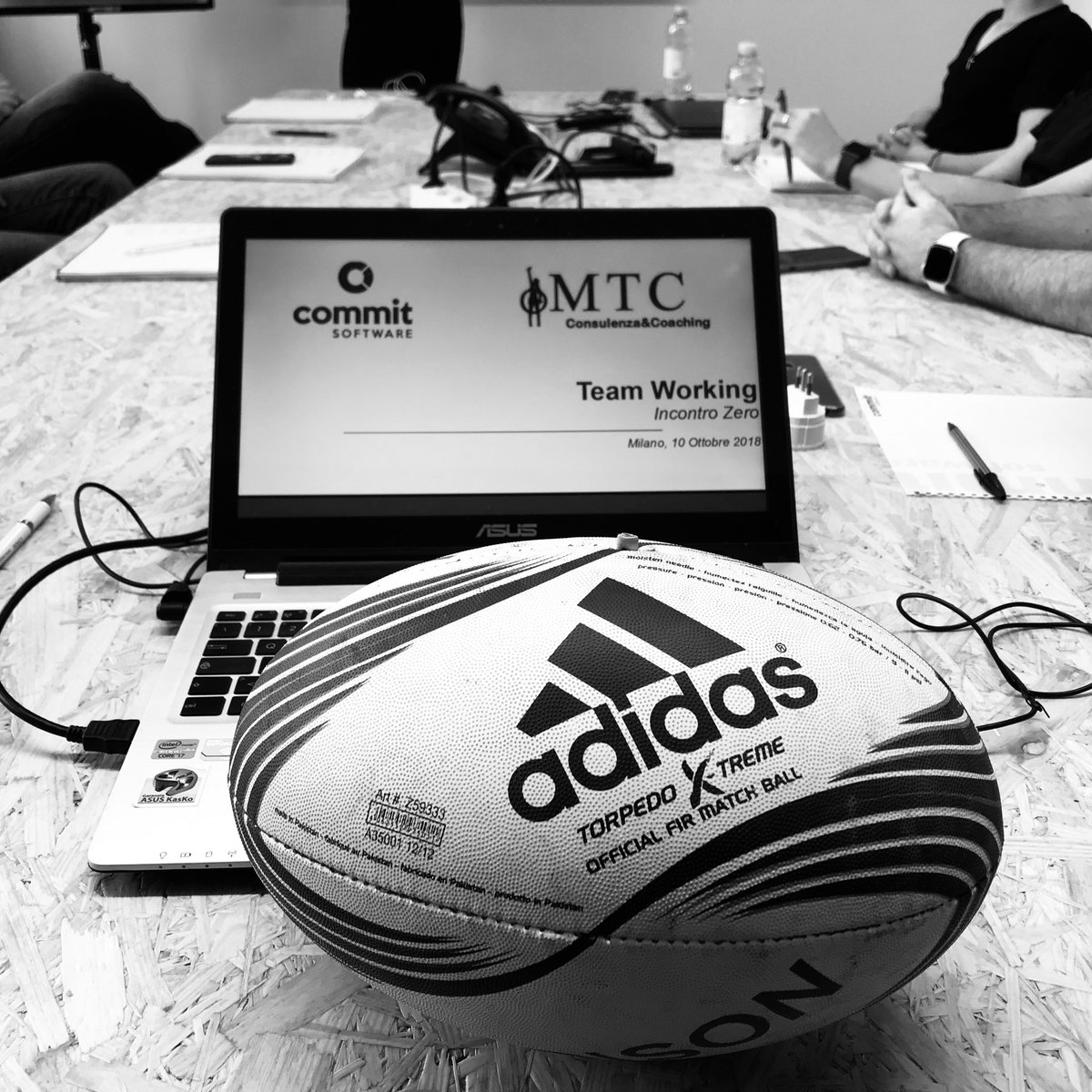 CommitSoftware's tweet image. Oggi inizia un percorso di coaching con @MichelaTrentin per accrescere la consapevolezza del team, migliorare le sinergie e consolidare un metodo di lavoro basato su fiducia, rispetto e la collaborazione con gli altri

#commitsoftware #motivation #collegue #determination #milan