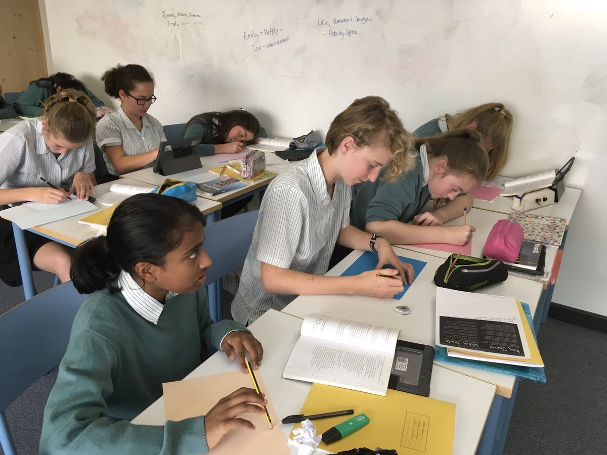 SPFEnglish's tweet photo. Year 9 sketching imagery in Act 1 Scene 7 in ‘Macbeth’ for #SPFBigDraw @SPFvisualart @SPFSchools https://t.co/6c3ei72Q6X
