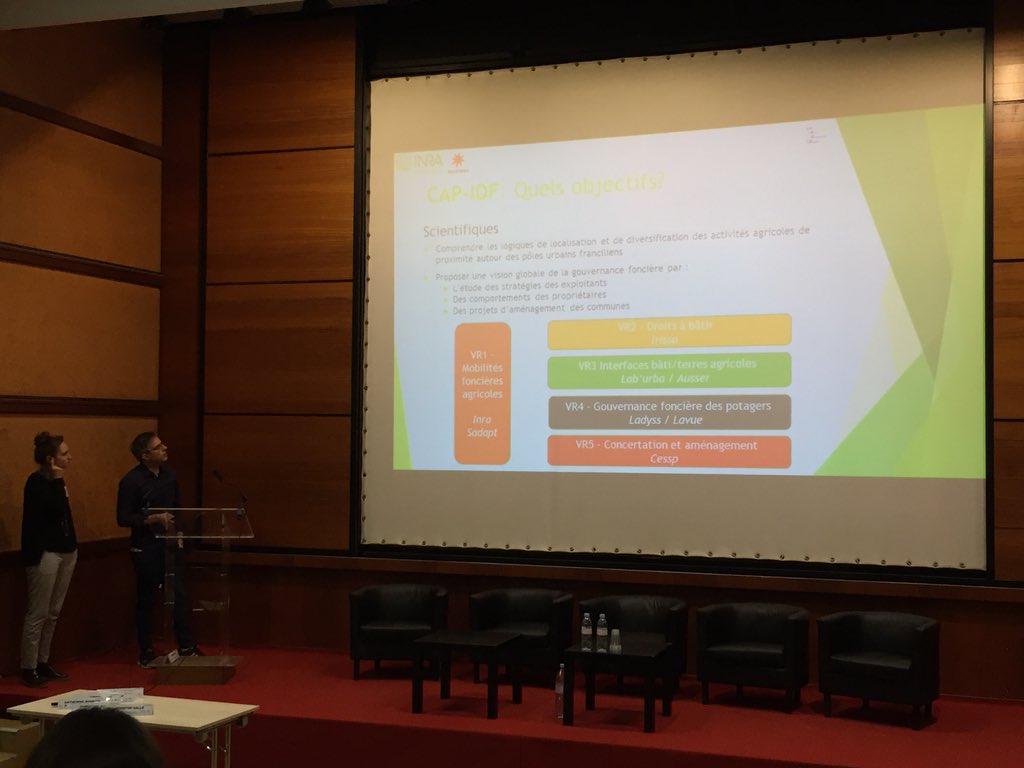 ProgrammeTETRAE's tweet photo. Gouvernance foncière de l'agriculture de proximité, sujet sur lequel se concentre le projet #PSDR #capIDF présenté aujourd'hui au séminaire #DIMASTREA 
En savoir plus 👉 https://t.co/7GQIGogwVN
@ProgrammePSDR @iledefrance @irstea @Inra_France @Terredeliens @SAFER_IDF https://t.co/6A7v4plkVR