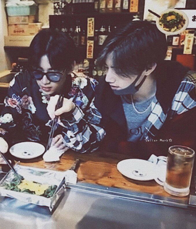 SailorMark9193's tweet photo. ‘พี่พามาร้านนี้ชอบไหม?’
‘ชอบครับ’
‘ชอบร้าน?’
‘ชอบพี่’ https://t.co/cD8Rl2c9u2