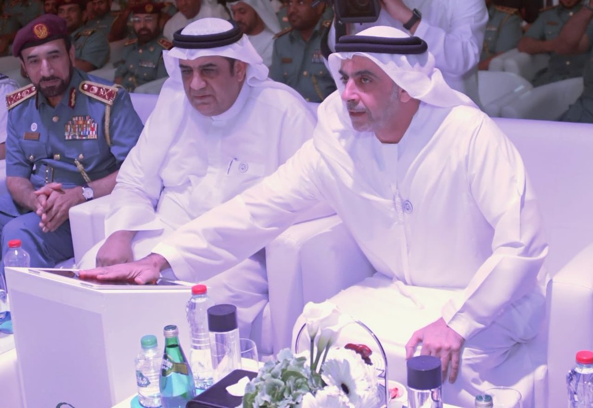 #سيف_بن_زايد يدشن هوية مشروع النظام الذكي للإنذار المبكر بالحرائق للمنازل "#حصنتك"
#وام